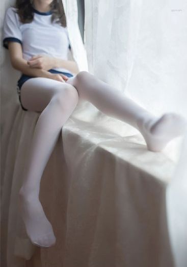 办公室女员工的滋味_国产剧免费观看超清