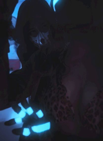 www.伊人.com_BD韩语在线播放