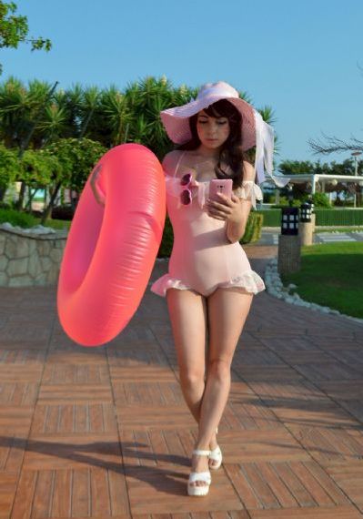 《美丽的他》第二部_迅雷在线观看