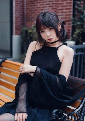 边摸边吃奶边做爽gif动态视频_DVD超清免费观看